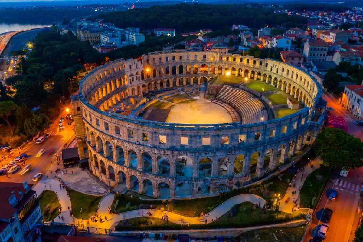 Apartment Pula 6 Croatia